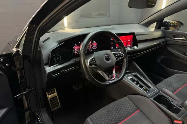 Volkswagen Golf (2021) thumbnail 5