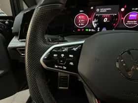 Volkswagen Golf (2023) thumbnail 15