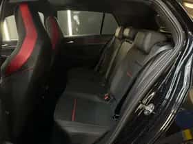 Volkswagen Golf (2023) thumbnail 21