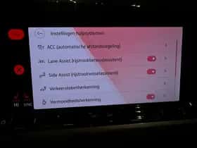 Volkswagen Golf (2023) thumbnail 26
