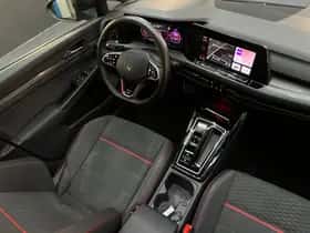 Volkswagen Golf (2023) thumbnail 32