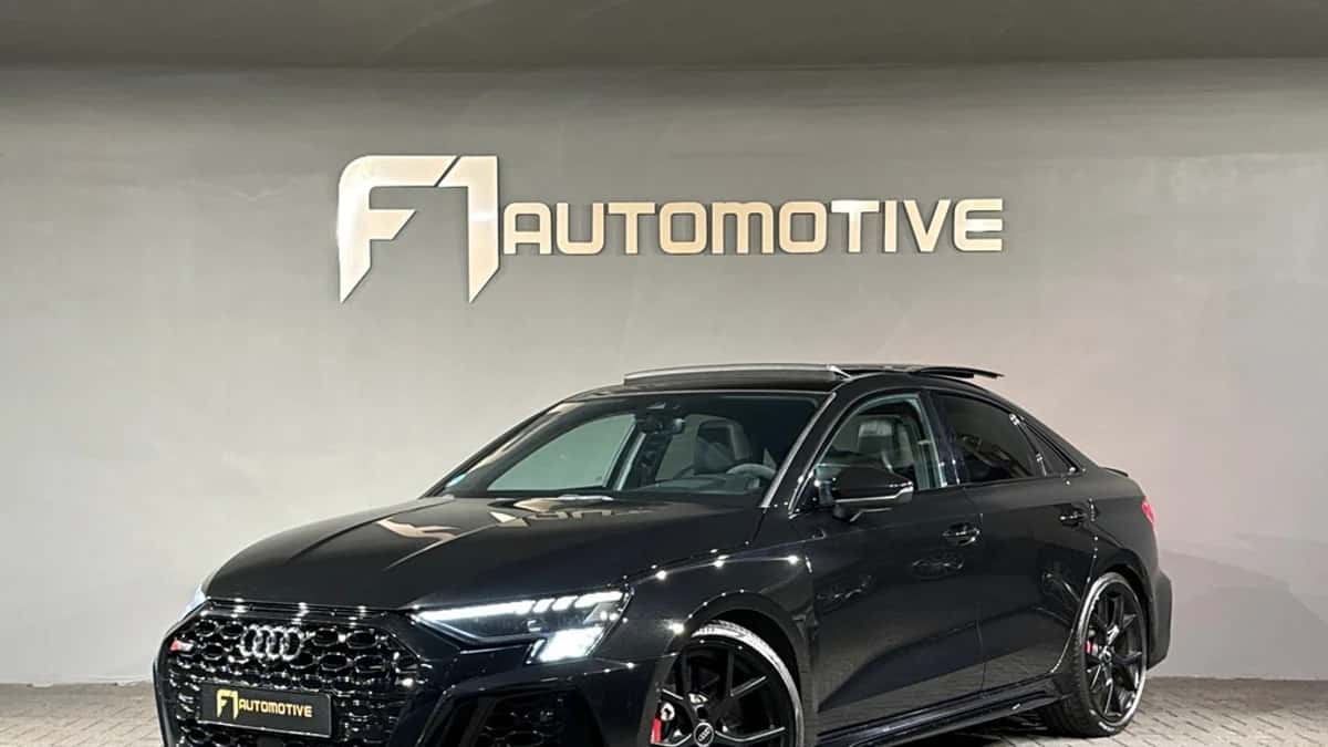 Audi RS3 (2021) — foto 1