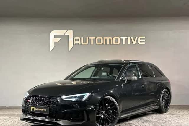 Audi RS4 (2020) thumbnail 1