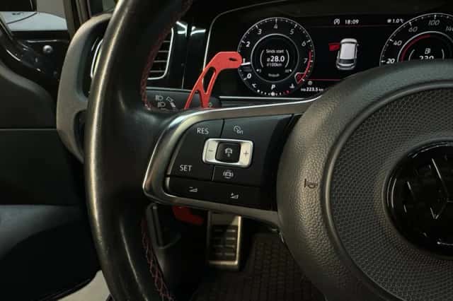 Volkswagen Golf (2019) thumbnail 12