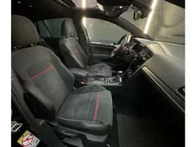 Volkswagen Golf (2019) thumbnail 33