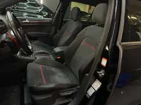 Volkswagen Golf (2019) thumbnail 6