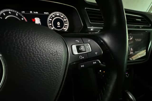 Volkswagen Tiguan (2018) thumbnail 14