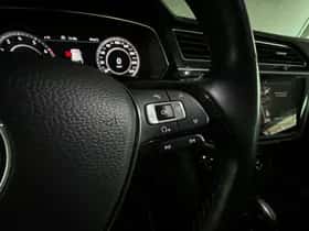 Volkswagen Tiguan (2018) thumbnail 14
