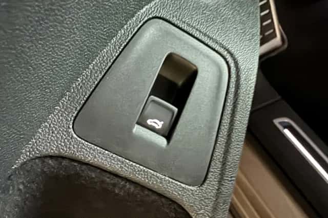 Volkswagen Tiguan (2018) thumbnail 18