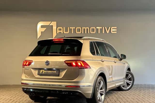 Volkswagen Tiguan (2018) thumbnail 3
