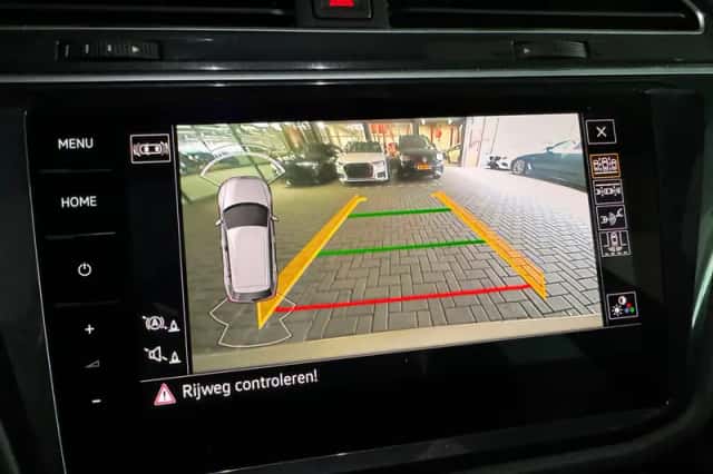 Volkswagen Tiguan (2018) thumbnail 26