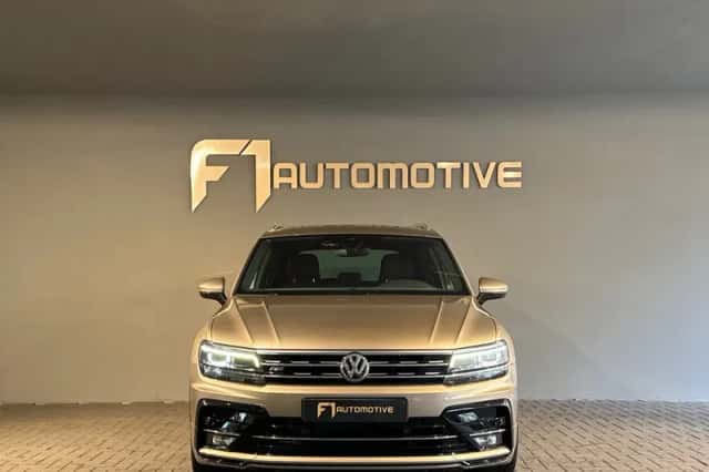 Volkswagen Tiguan (2018) thumbnail 9