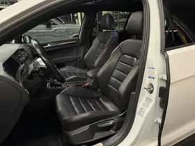 Volkswagen Golf (2019) thumbnail 5