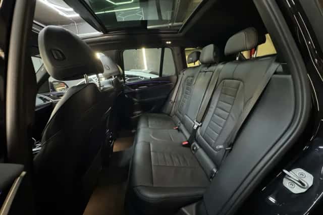 BMW X3 (2019) thumbnail 25