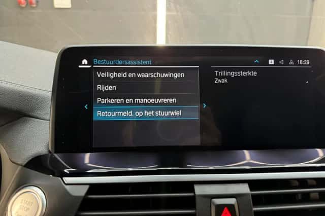 BMW X3 (2019) thumbnail 37