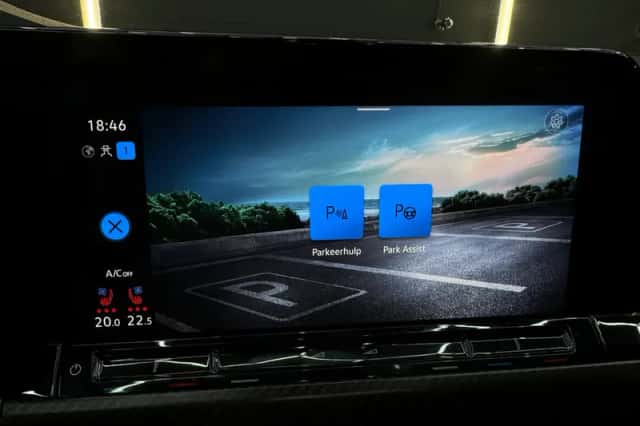 Volkswagen Golf (2022) thumbnail 28
