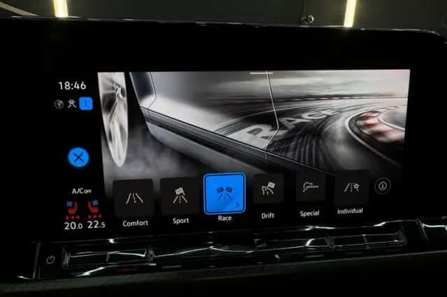 Volkswagen Golf (2022) thumbnail 29