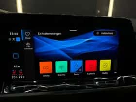 Volkswagen Golf (2022) thumbnail 31