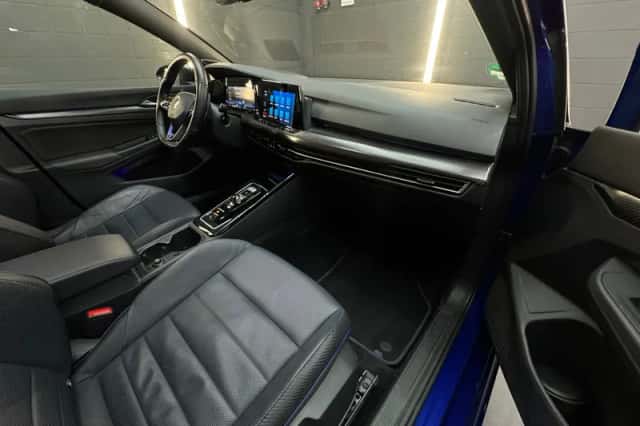 Volkswagen Golf (2022) thumbnail 35