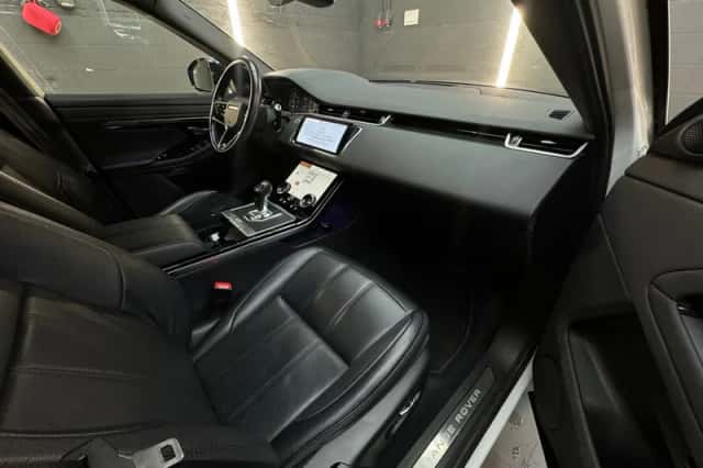 Land Rover Range Rover Evoque (2021) thumbnail 29