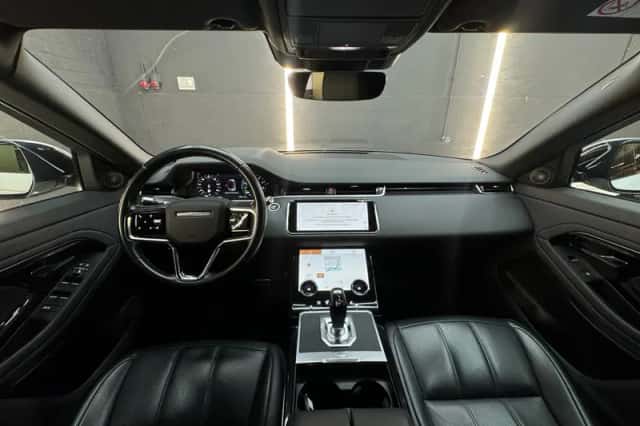 Land Rover Range Rover Evoque (2021) thumbnail 4