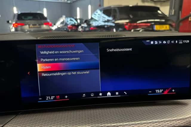 BMW 4-Serie (2024) thumbnail 27