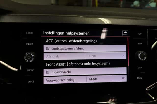 Volkswagen Polo (2018) thumbnail 27