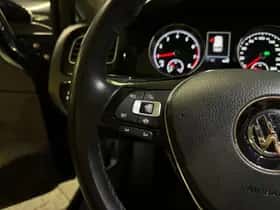 Volkswagen Golf (2019) thumbnail 17