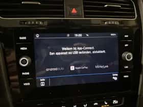 Volkswagen Golf (2019) thumbnail 30