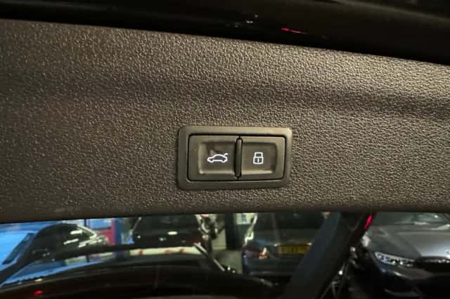 Audi A6 (2021) thumbnail 22