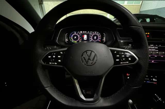 Volkswagen Tiguan (2022) thumbnail 13