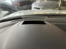 Volkswagen Tiguan (2019) thumbnail 19