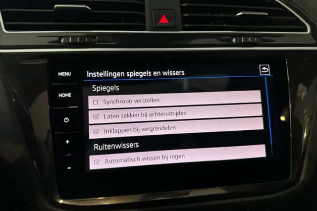 Volkswagen Tiguan (2019) thumbnail 28