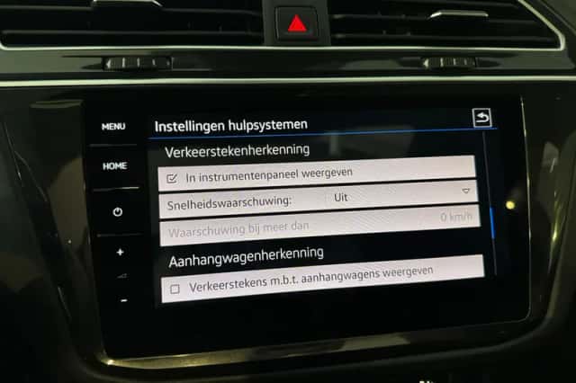 Volkswagen Tiguan (2019) thumbnail 32