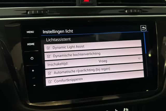 Volkswagen Tiguan (2019) thumbnail 35