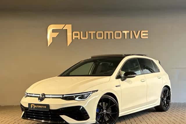 Volkswagen Golf (2022) thumbnail 1