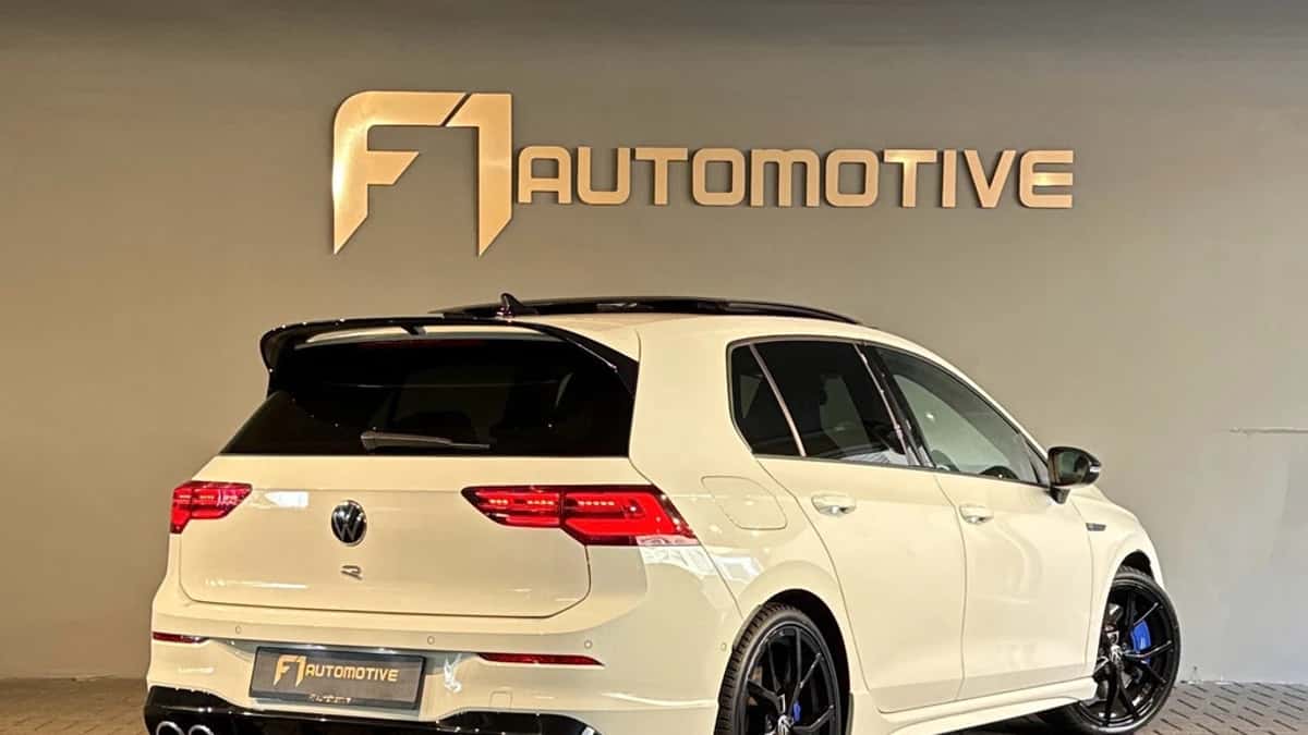 Volkswagen Golf (2022) — foto 1