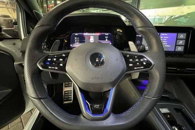 Volkswagen Golf (2022) thumbnail 15
