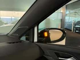Volkswagen Golf (2022) thumbnail 18