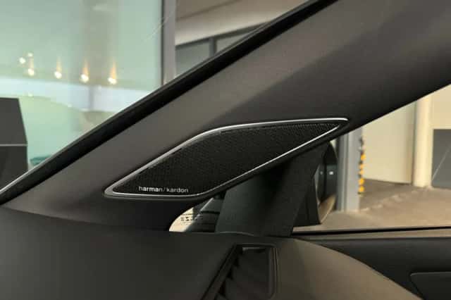 Volkswagen Golf (2022) thumbnail 20