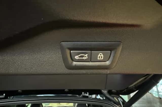 BMW X5 (2022) thumbnail 26
