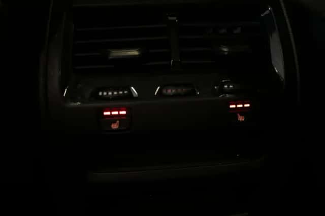 BMW X5 (2022) thumbnail 32