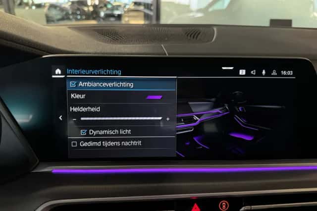 BMW X5 (2022) thumbnail 43