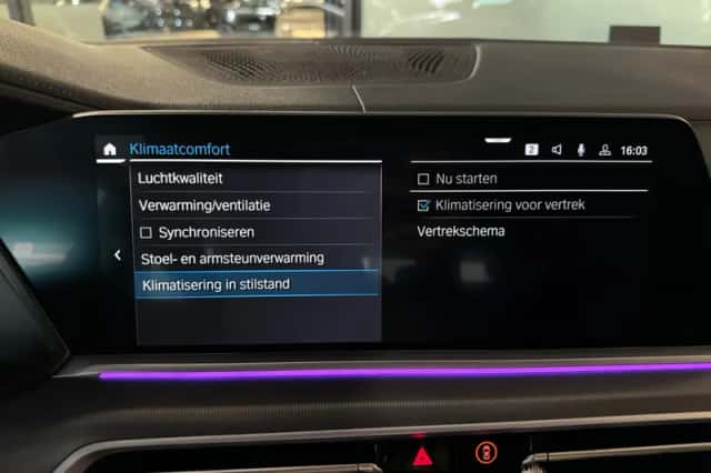 BMW X5 (2022) thumbnail 44