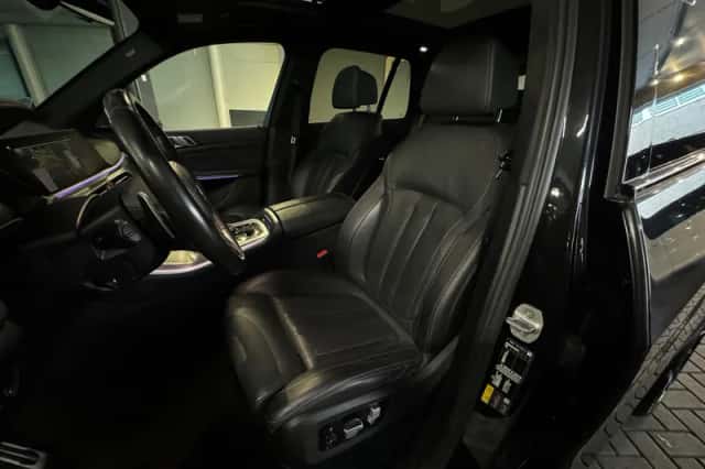 BMW X5 (2022) thumbnail 6
