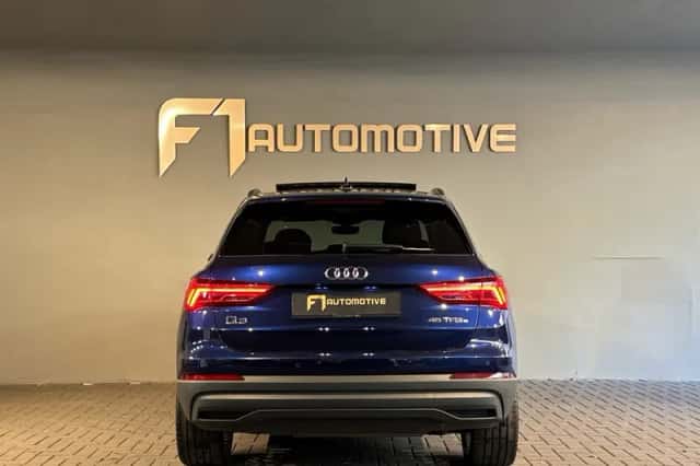 Audi Q3 (2021) thumbnail 11