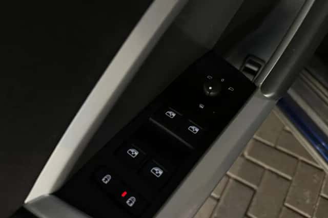 Audi Q3 (2021) thumbnail 20