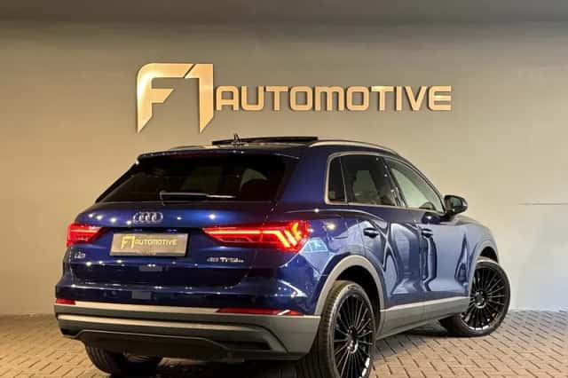 Audi Q3 (2021) thumbnail 3