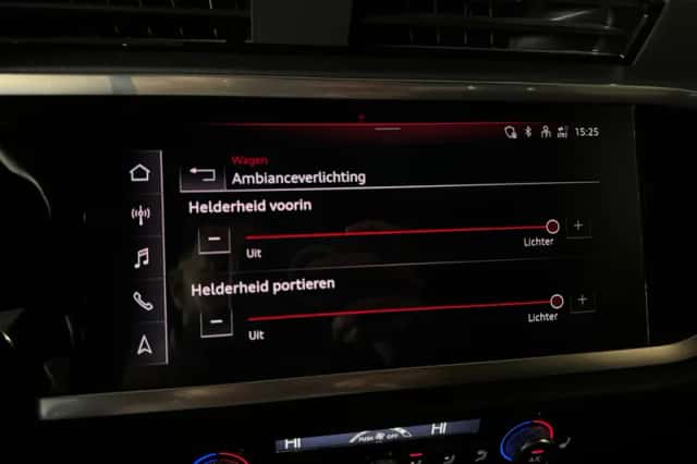 Audi Q3 (2021) thumbnail 26