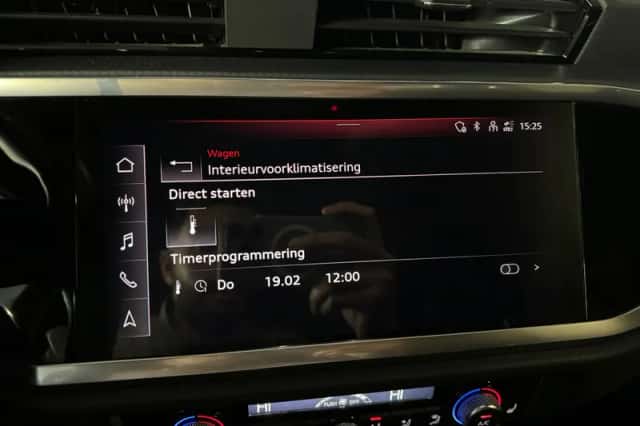 Audi Q3 (2021) thumbnail 28